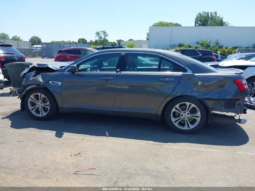 2018 FORD TAURUS SEL