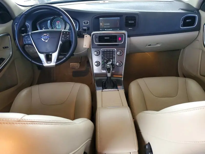 2015 VOLVO S60 PREMIER+  