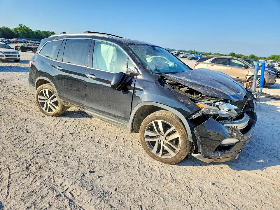 2018 HONDA PILOT TOURING  