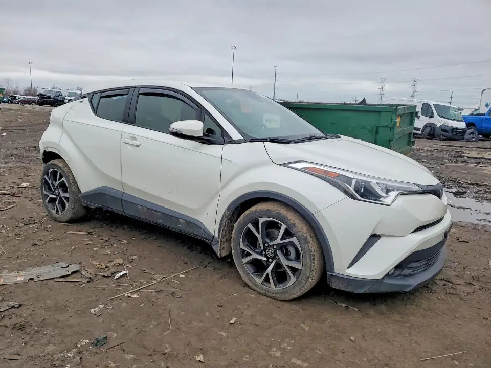 2018 TOYOTA C-HR XLE PREMIUM  
