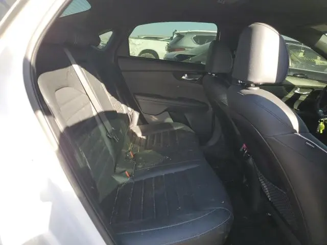 2022 KIA FORTE GT LINE  