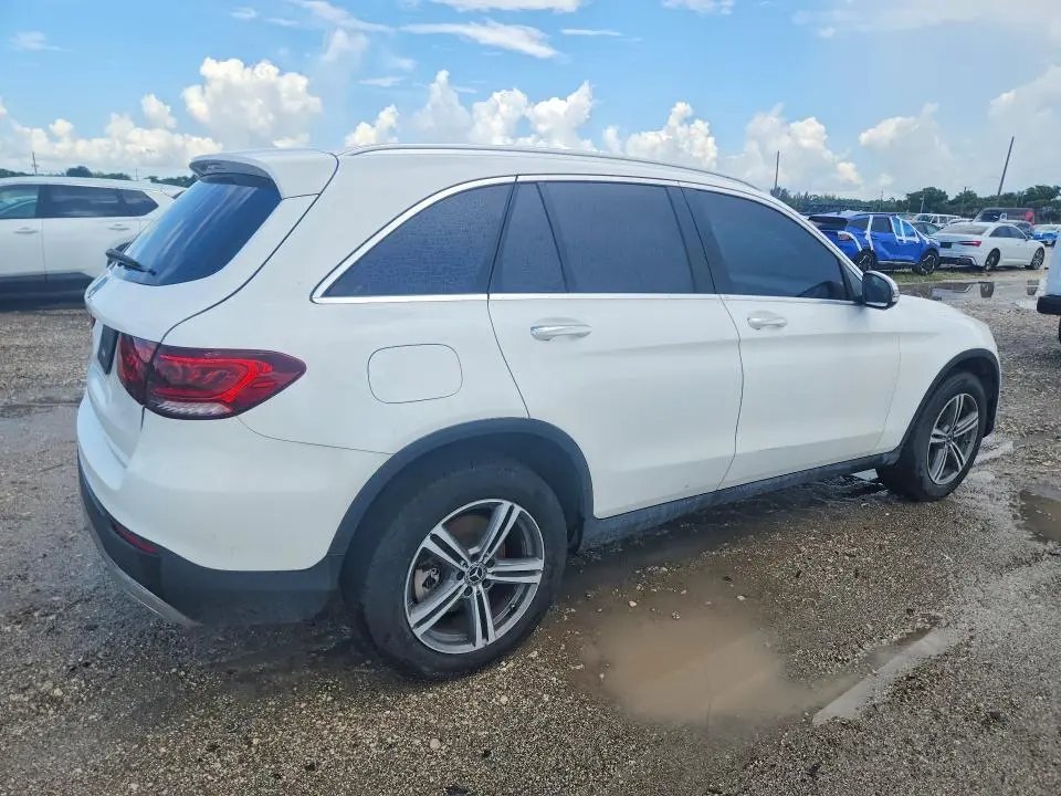 2020 MERCEDES-BENZ GLC 300  