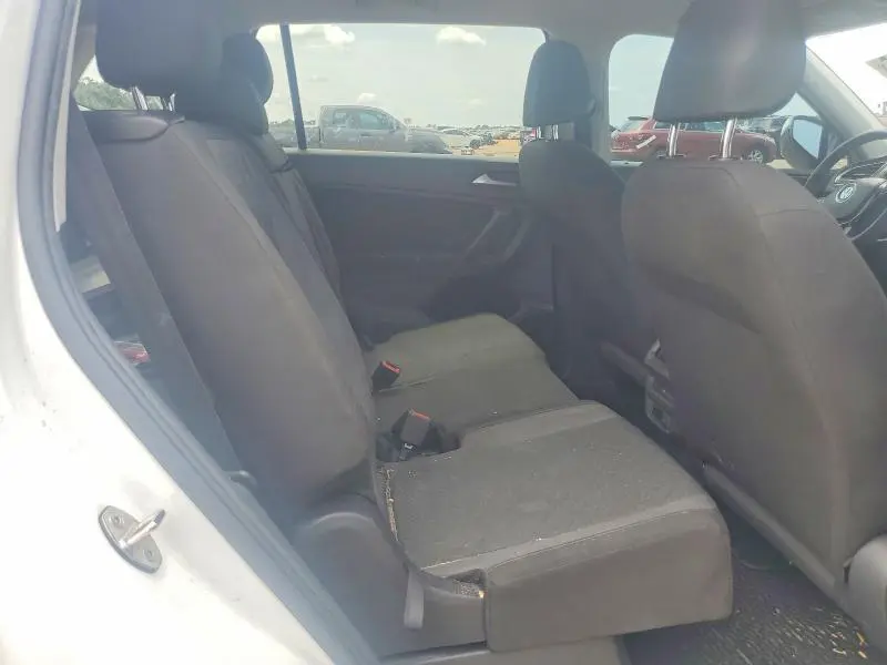 2019 VOLKSWAGEN TIGUAN S  