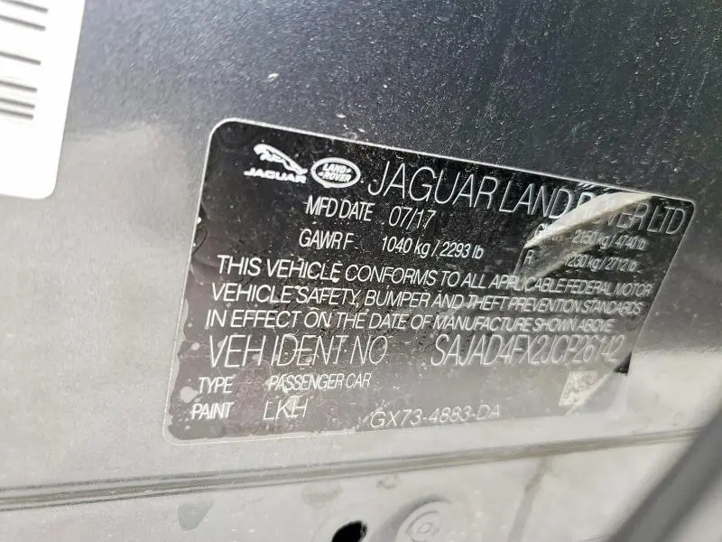 2018 JAGUAR XE PREMIUM  