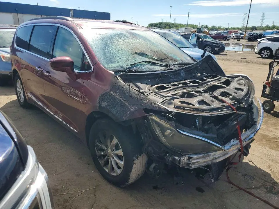 2017 CHRYSLER PACIFICA TOURING L  