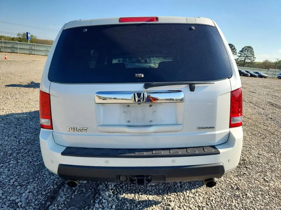 2011 HONDA PILOT TOURING  
