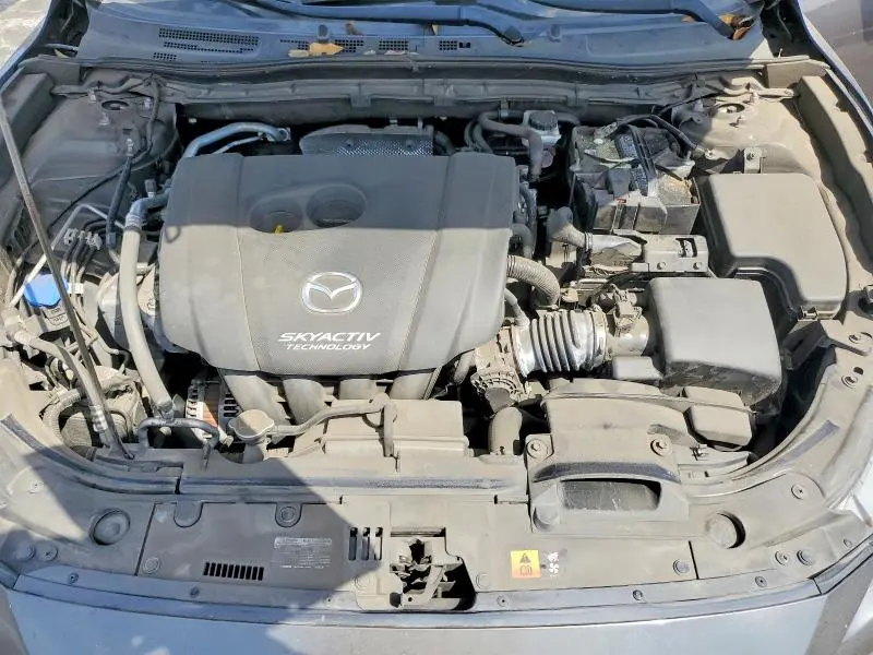 2018 MAZDA 3 TOURING  