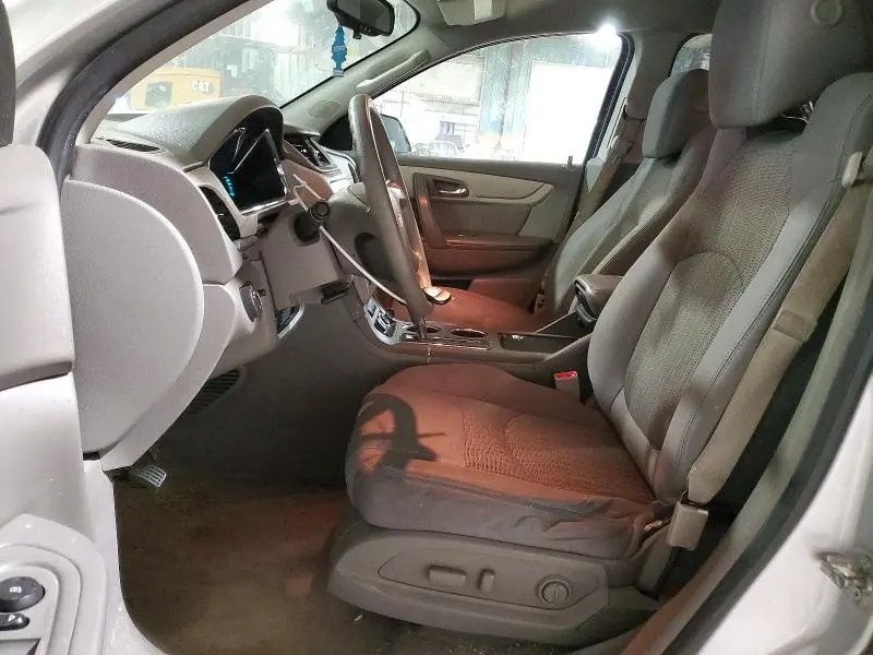 2015 CHEVROLET TRAVERSE LS  