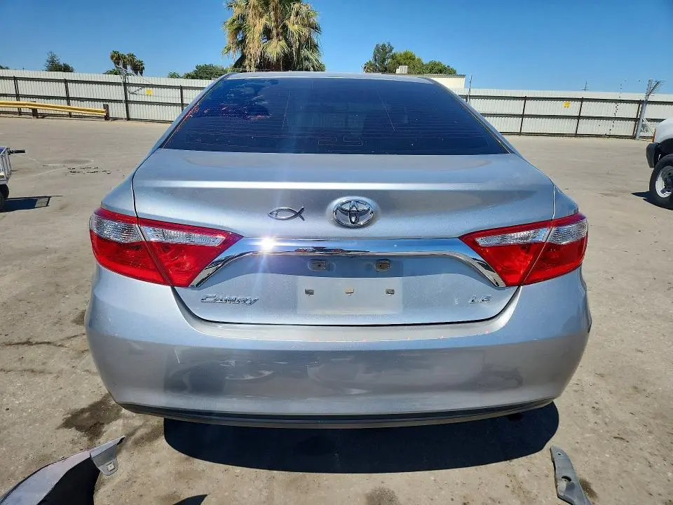 2017 TOYOTA CAMRY LE  