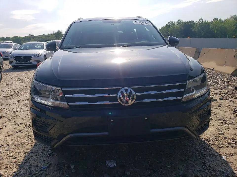2021 VOLKSWAGEN TIGUAN S  