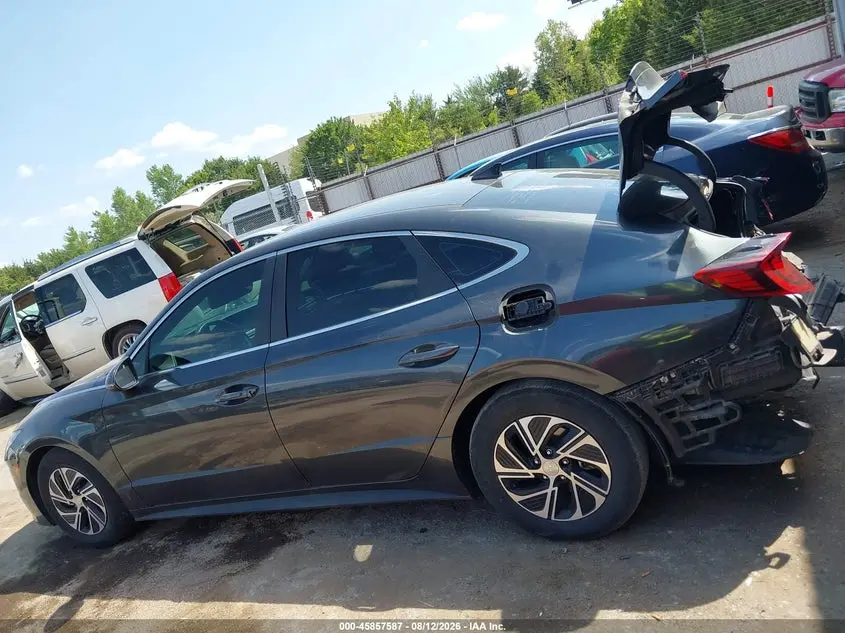 2021 HYUNDAI SONATA BLUE