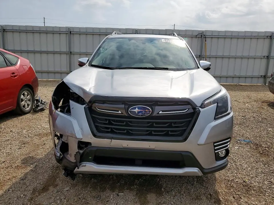 2024 SUBARU FORESTER TOURING  
