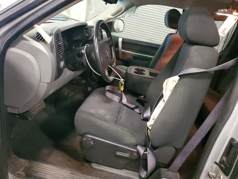 2011 CHEVROLET SILVERADO K1500 LS  