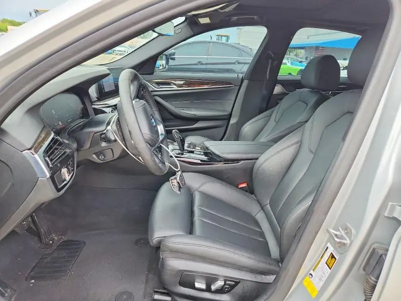 2020 BMW 530 I  