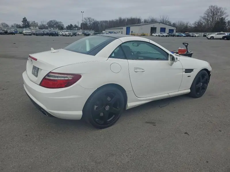 2014 MERCEDES-BENZ SLK 250  
