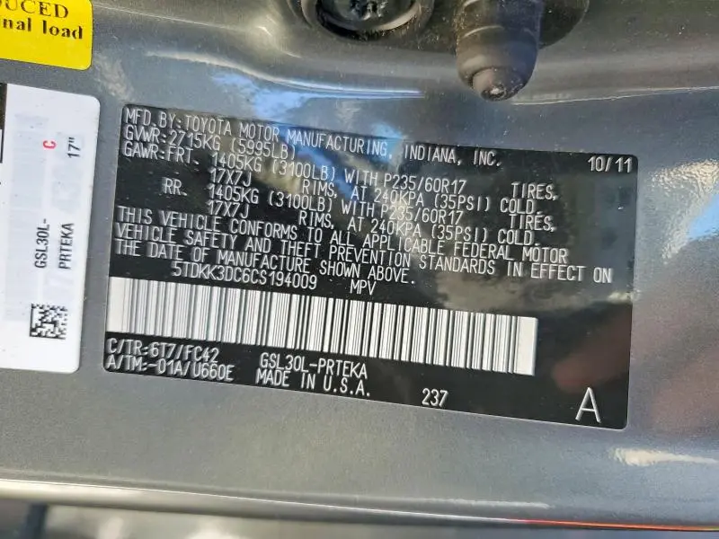 2012 TOYOTA SIENNA LE 8-PASSENGER  