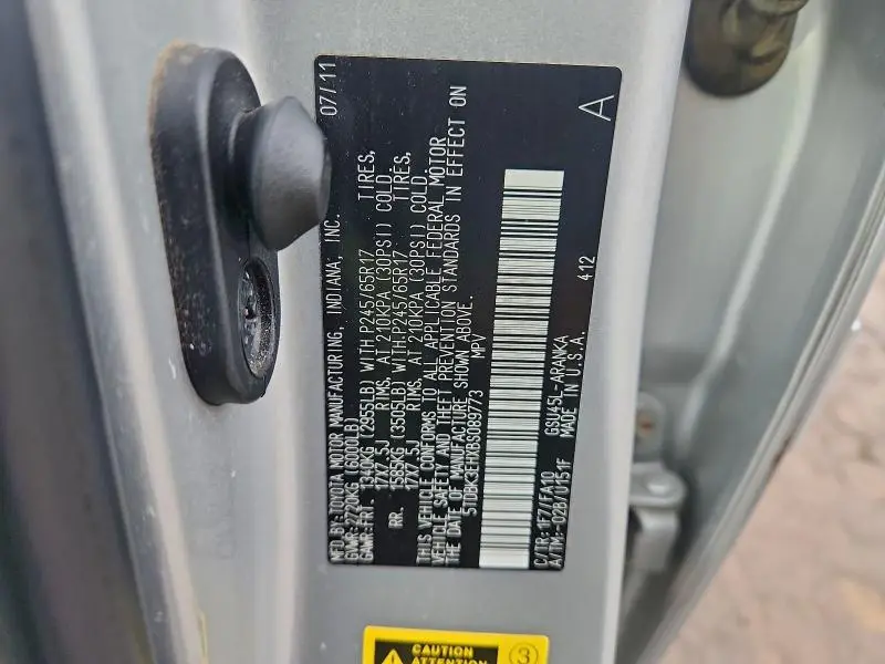 2011 TOYOTA HIGHLANDER BASE  