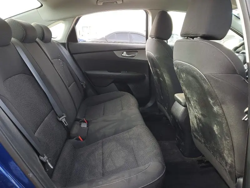 2019 KIA FORTE FE  