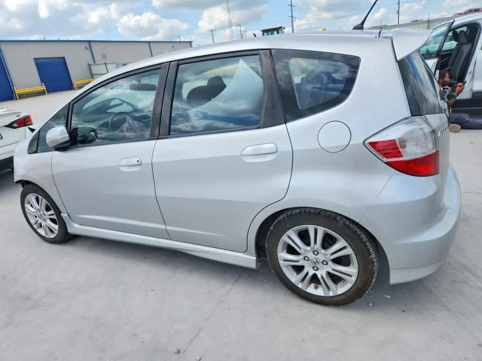 2011 HONDA FIT SPORT  