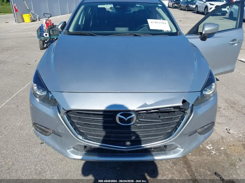 2018 MAZDA MAZDA3 TOURING