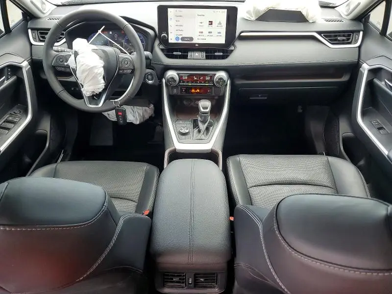 2024 TOYOTA RAV4 LIMITED  