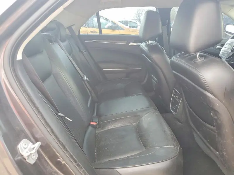 2019 CHRYSLER 300 LIMITED  