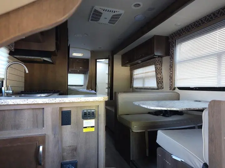 2019 FORD ECONOLINE E450 SUPER DUTY CUTAWAY VAN  