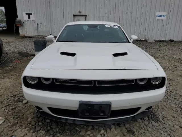 2016 DODGE CHALLENGER SXT  