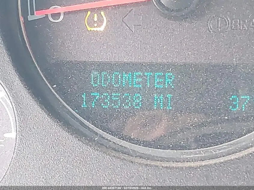2011 CHEVROLET SUBURBAN 1500 LTZ