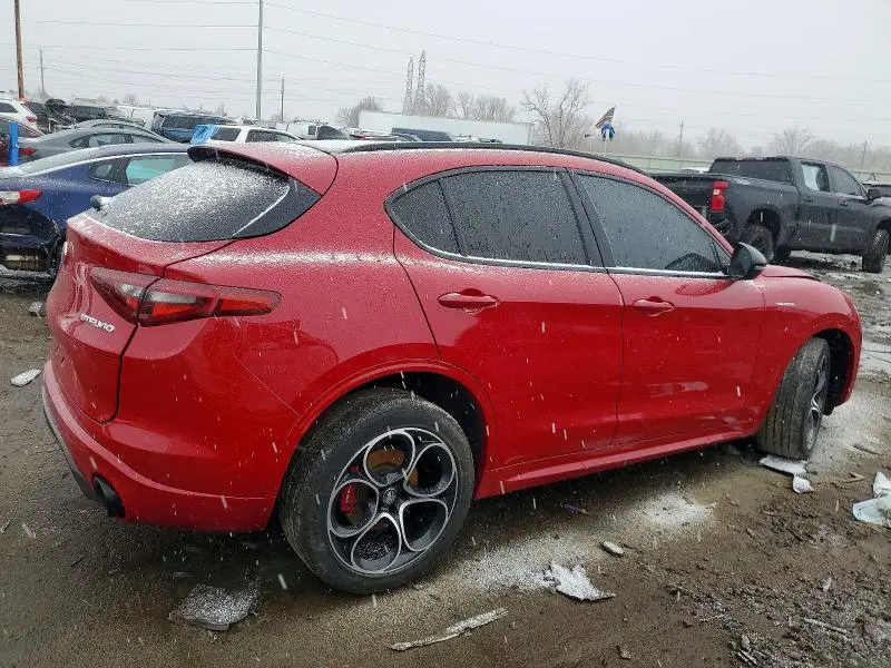 2022 ALFA ROMEO STELVIO TI  