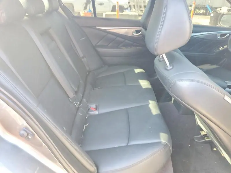 2015 INFINITI Q50 BASE  