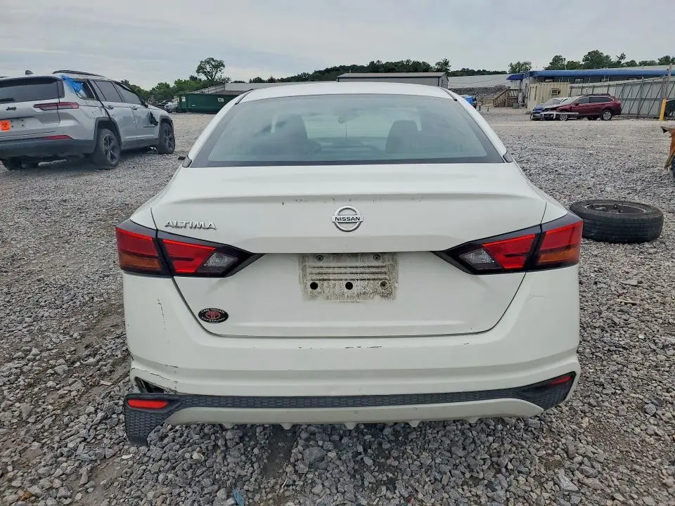 2021 NISSAN ALTIMA S  