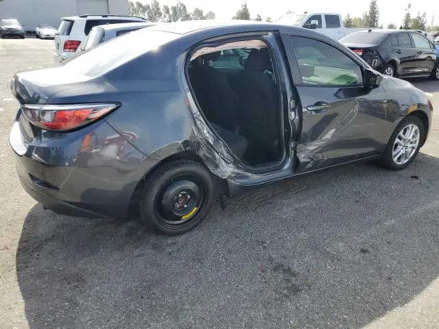 2017 TOYOTA YARIS IA   