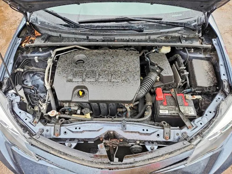 2017 TOYOTA COROLLA SE  