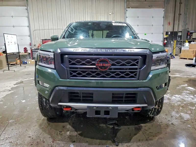 2024 NISSAN FRONTIER S  