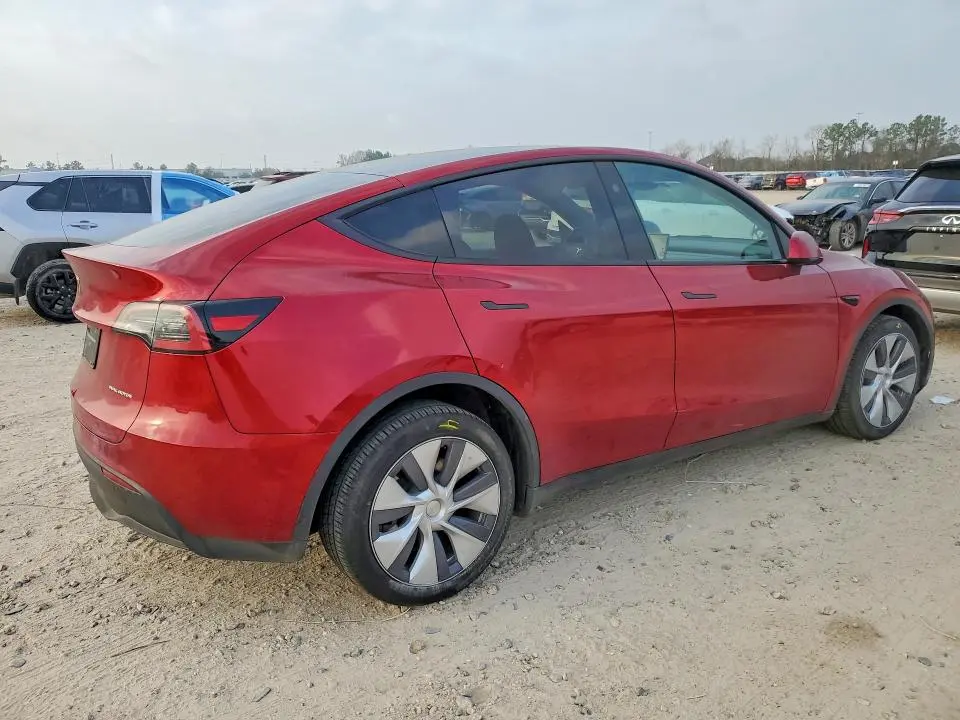 2024 TESLA MODEL Y   