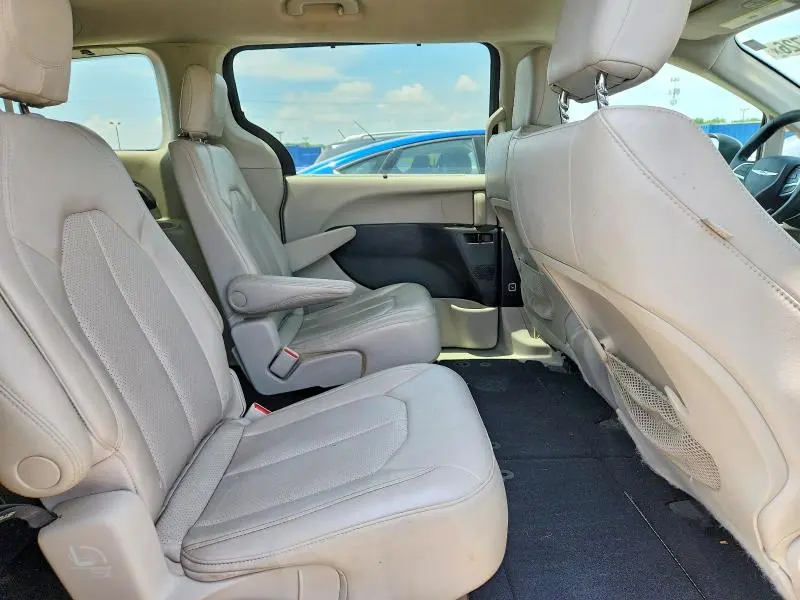 2021 CHRYSLER VOYAGER LXI  