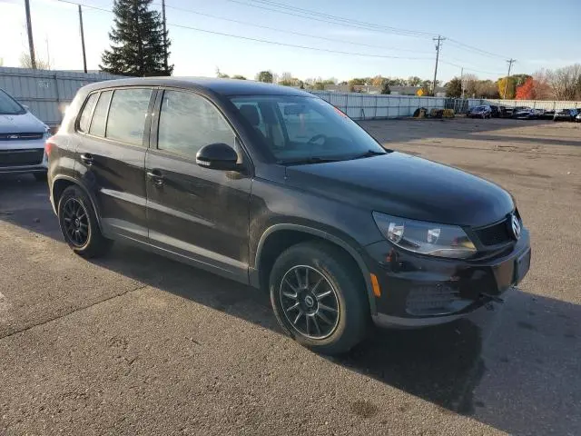 2012 VOLKSWAGEN TIGUAN S  