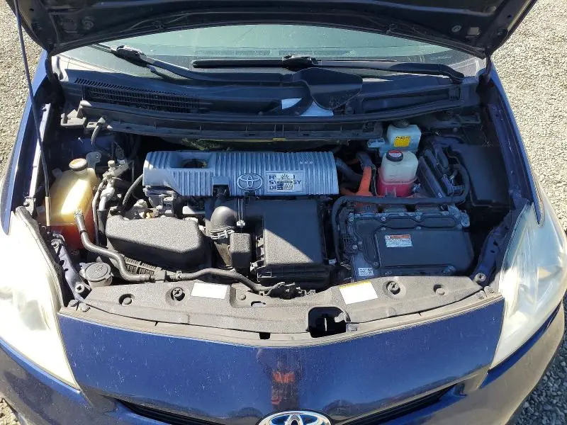 2015 TOYOTA PRIUS TWO  