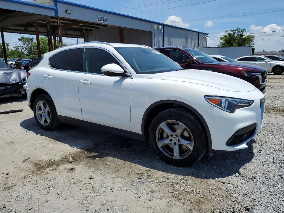 2019 ALFA ROMEO STELVIO   