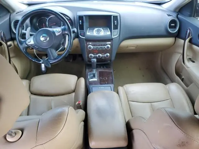 2011 NISSAN MAXIMA S  