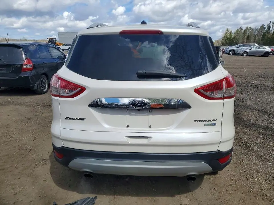 2016 FORD ESCAPE TITANIUM  