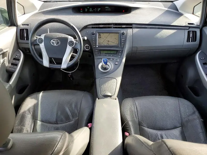 2010 TOYOTA PRIUS IV  