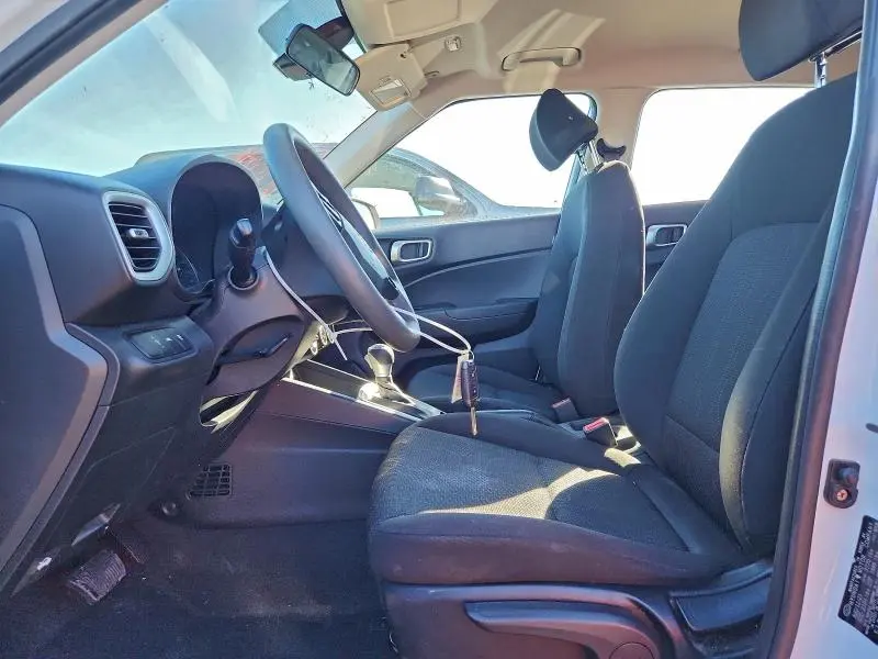 2022 HYUNDAI VENUE SE  