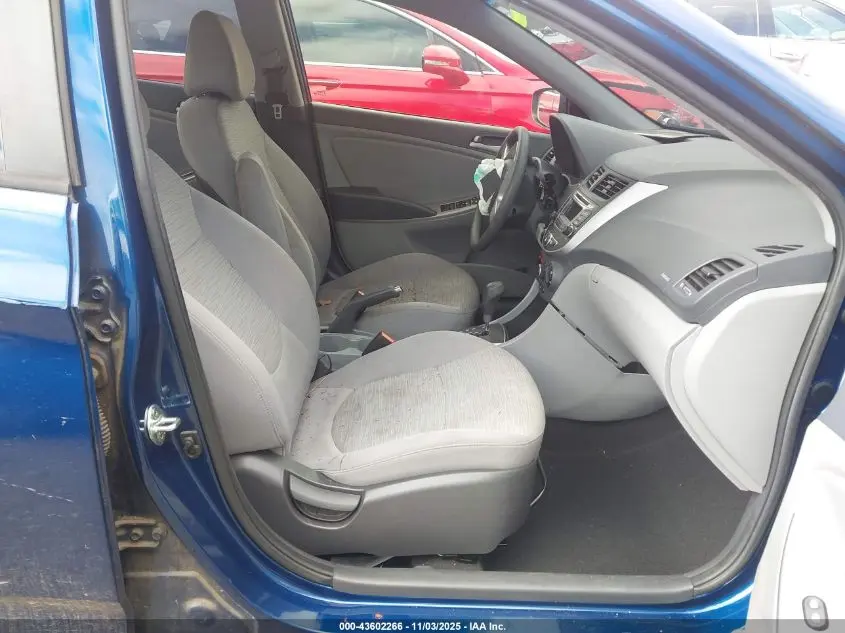 2016 HYUNDAI ACCENT SE