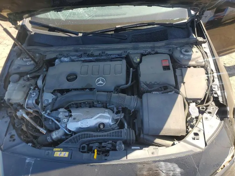2023 MERCEDES-BENZ CLA 250 4MATIC  