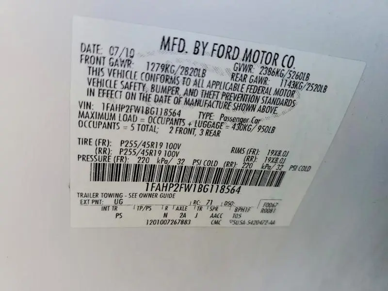 2011 FORD TAURUS LIMITED  