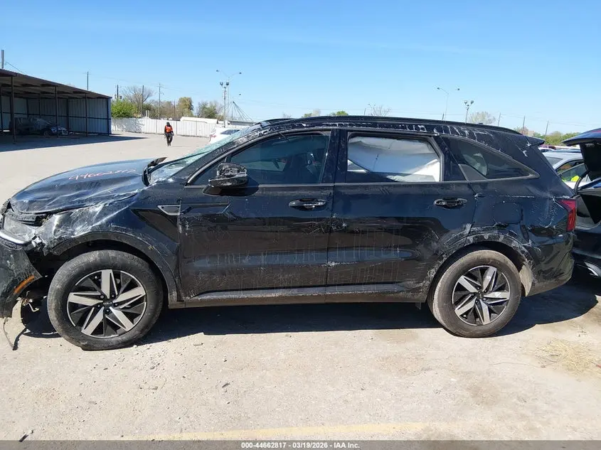 2022 KIA SORENTO S