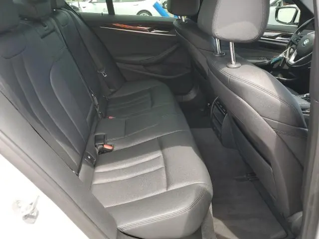 2018 BMW 530E   