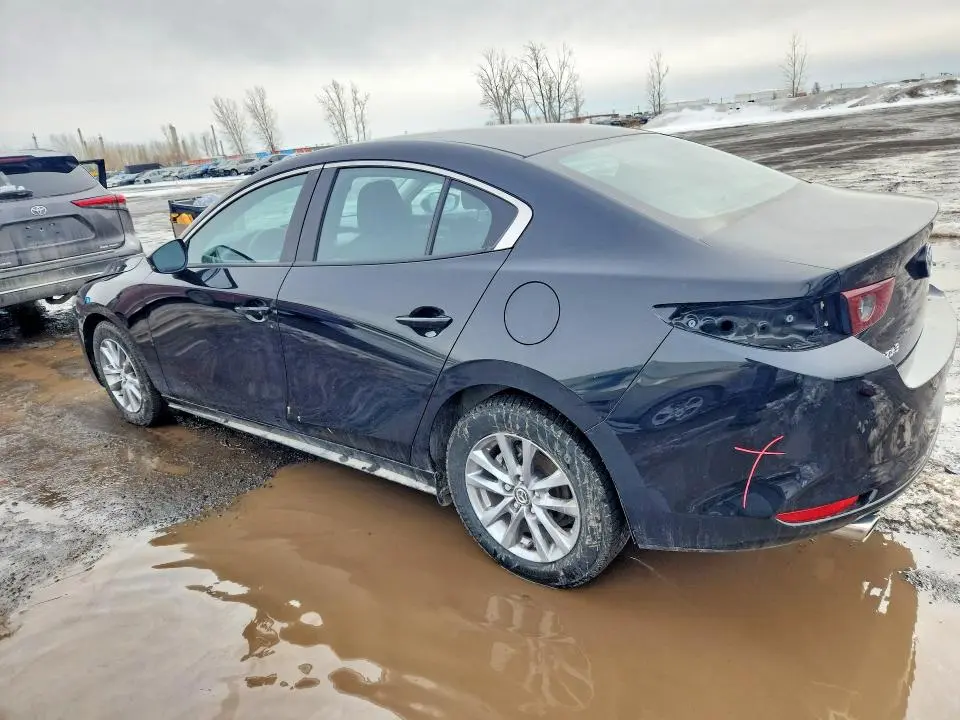 2025 MAZDA 3 PREFERRED  